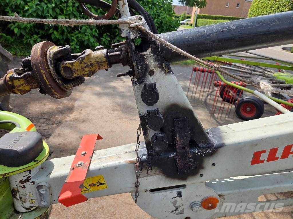 CLAAS Liner 2900 Windrowers