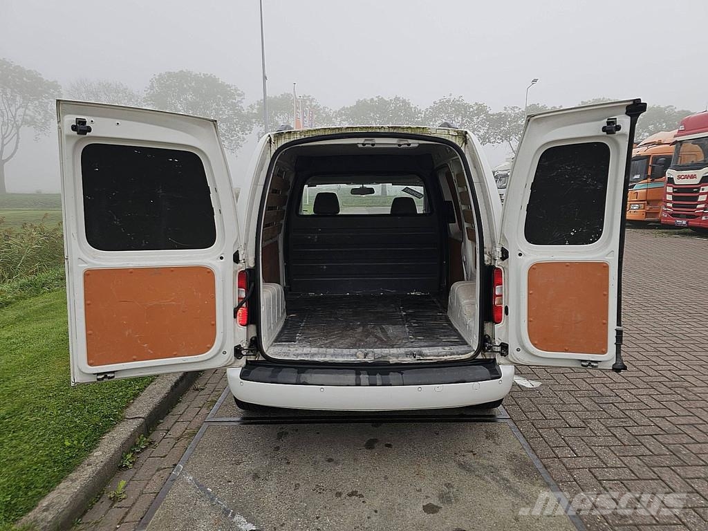 Volkswagen Caddy 1.6 L1 Automaat 102Pk! Kita