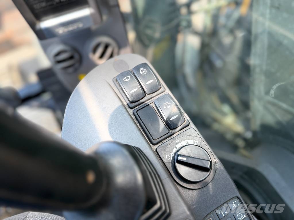 Volvo ECR145CL VA Bagri goseničarji