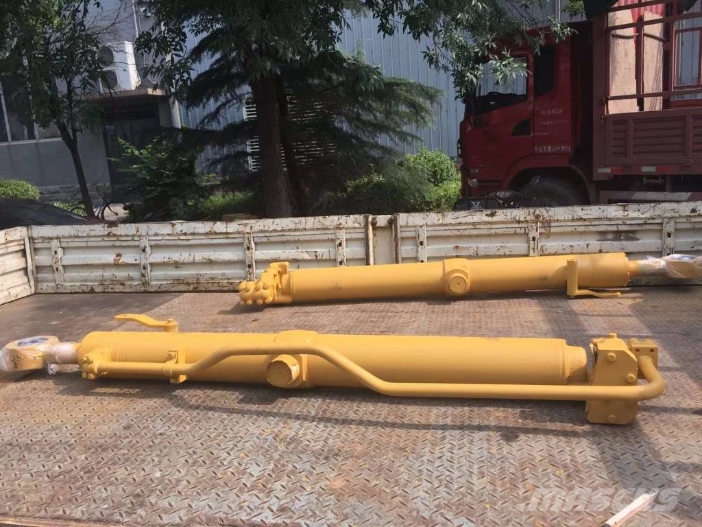 Shantui SD32 blade lift cylinder 171-62-02000 Altri componenti
