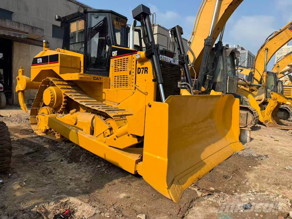 CAT D 7 R Buldožeri guseničari