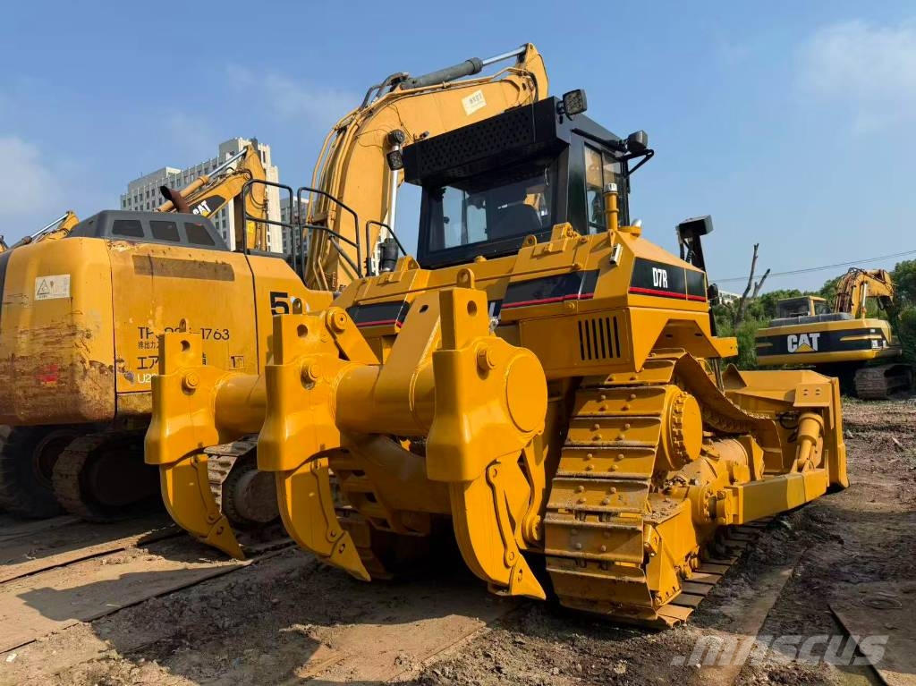CAT D 7 R Buldožeri guseničari