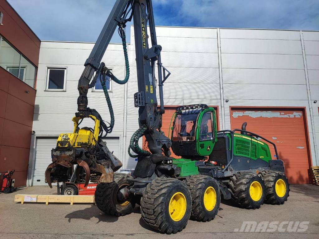 John Deere 1270 G Harvesters