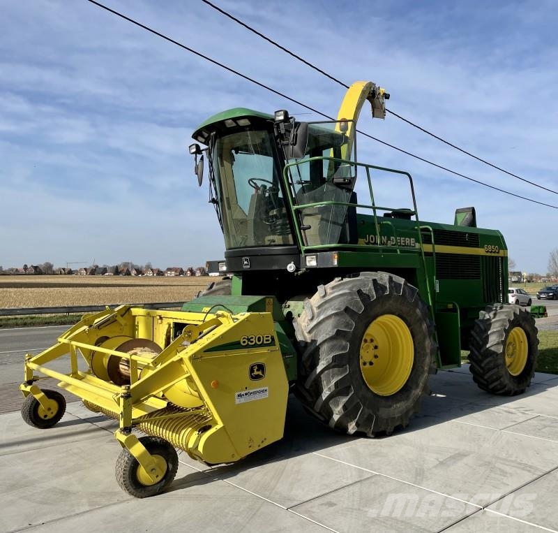 John Deere 6850 Ensileuse Forage harvesters
