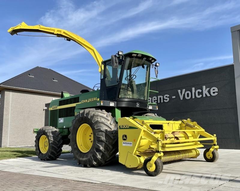 John Deere 6850 Ensileuse Forage harvesters
