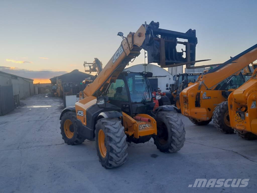 JCB 535-95 Poljoprivredni teleskopski utovarivači