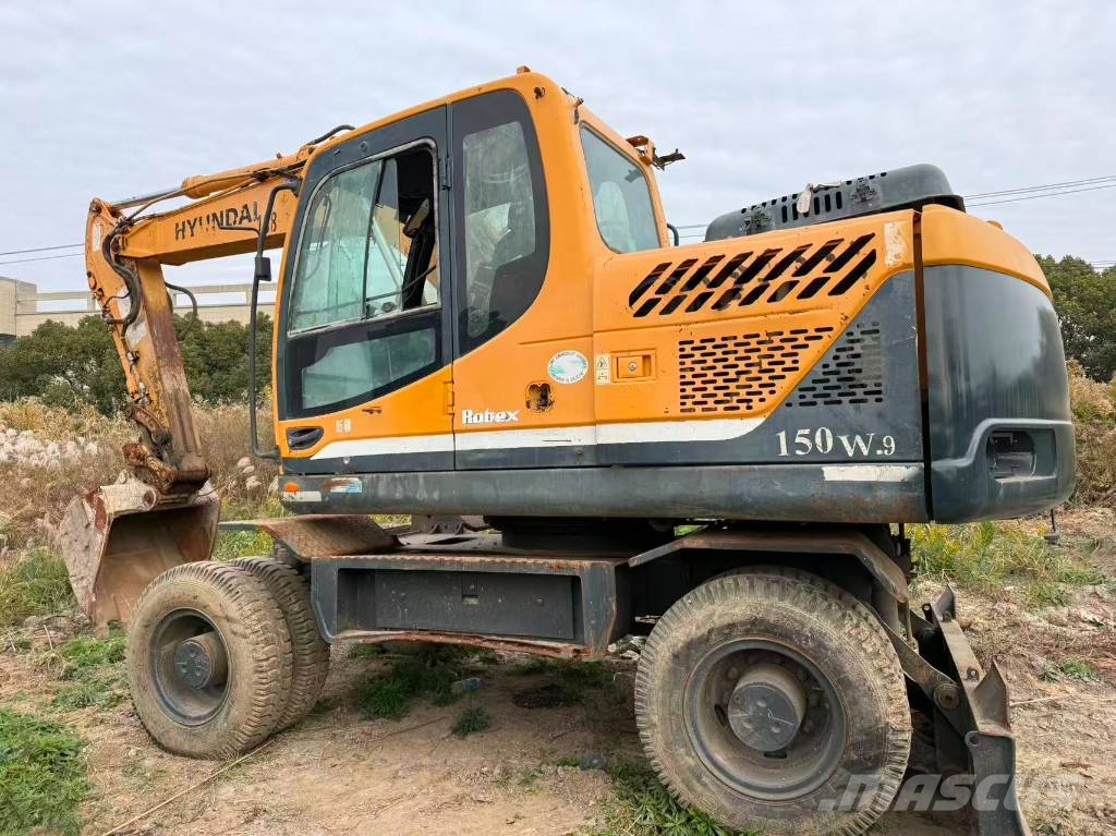 Hyundai Robex 150 W-9 轮式挖掘机