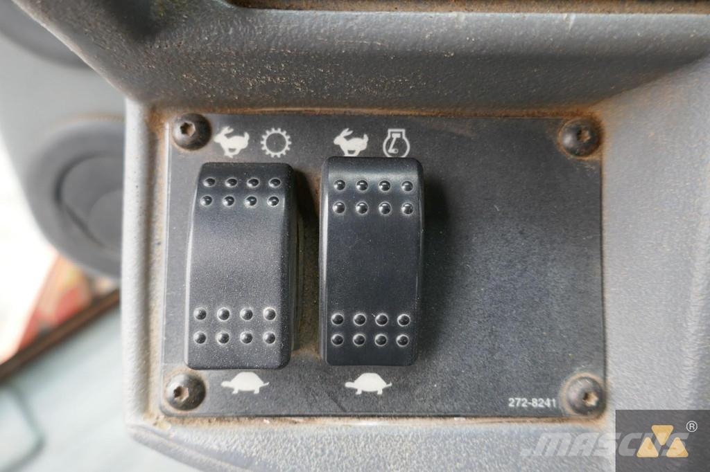 CAT CP44 Ühe trumliga rullid