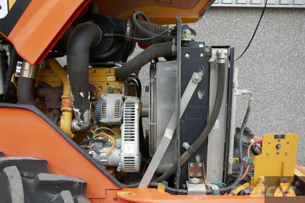 CAT CP44 Ühe trumliga rullid