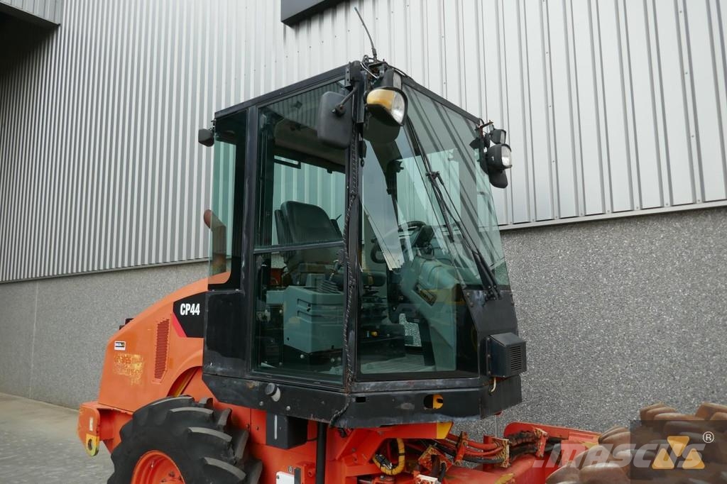 CAT CP44 Ühe trumliga rullid