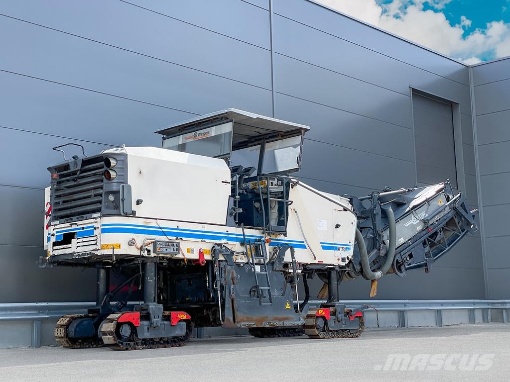 Wirtgen W 210 アスファルトコールドミリングマシーン