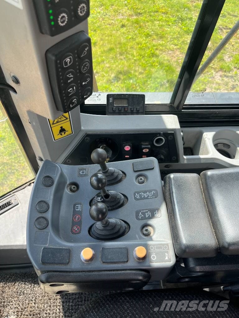 CAT 972 K Φορτωτές με λάστιχα (Τροχοφόροι)