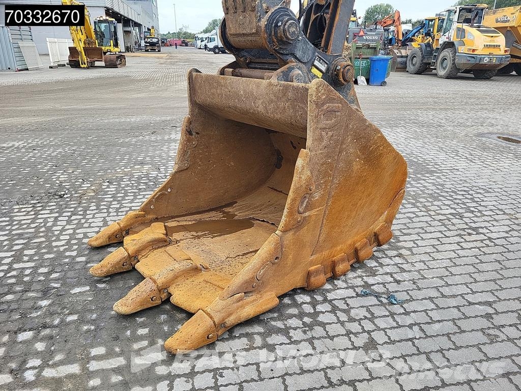 Volvo EC380 E L Rupsgraafmachines