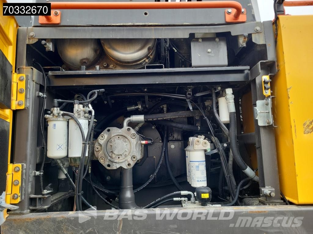 Volvo EC380 E L Rupsgraafmachines