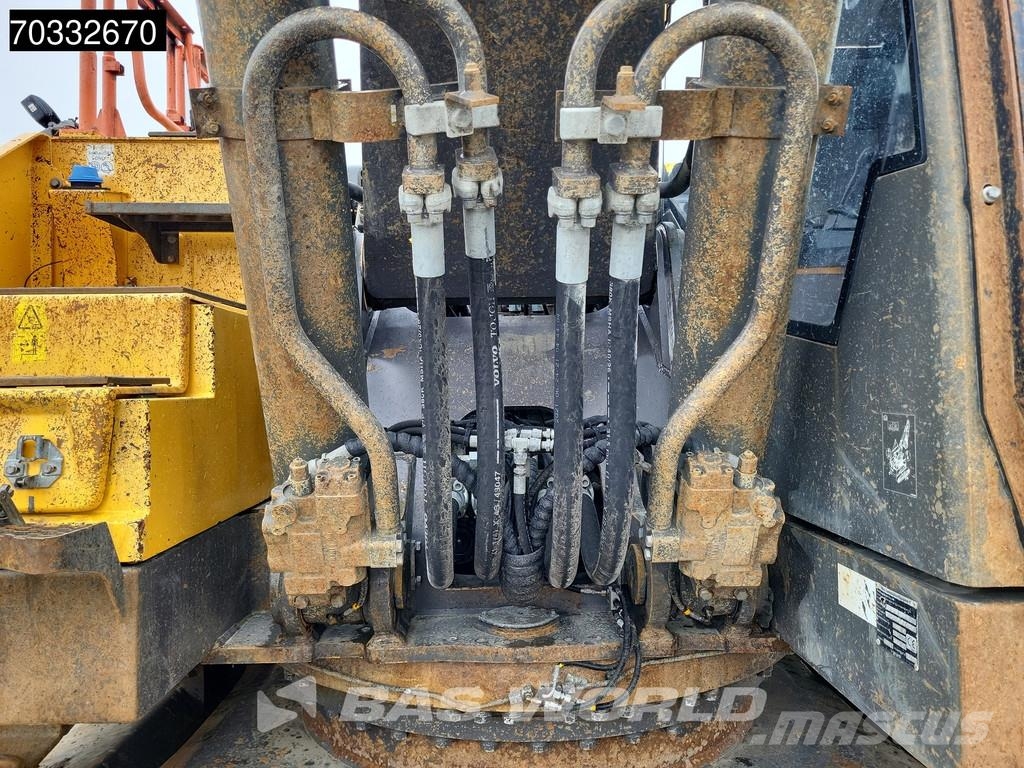 Volvo EC380 E L Rupsgraafmachines