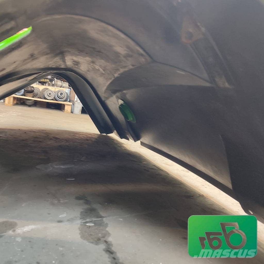 Merlo P 25.6 Engine hood cover Chasis y suspención