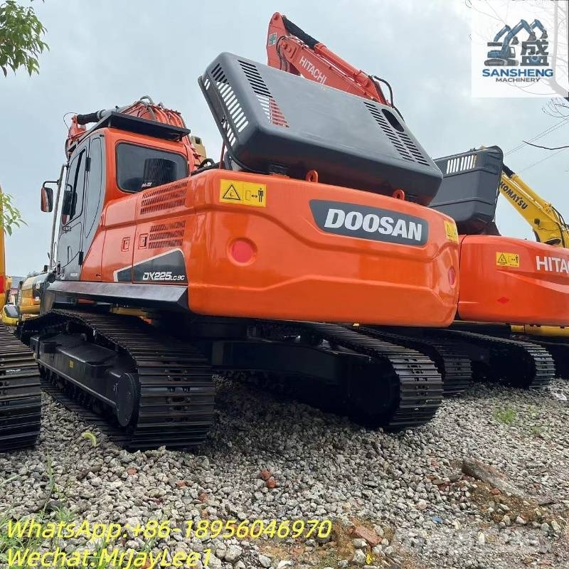 Doosan DX 225 LC Rupsgraafmachines