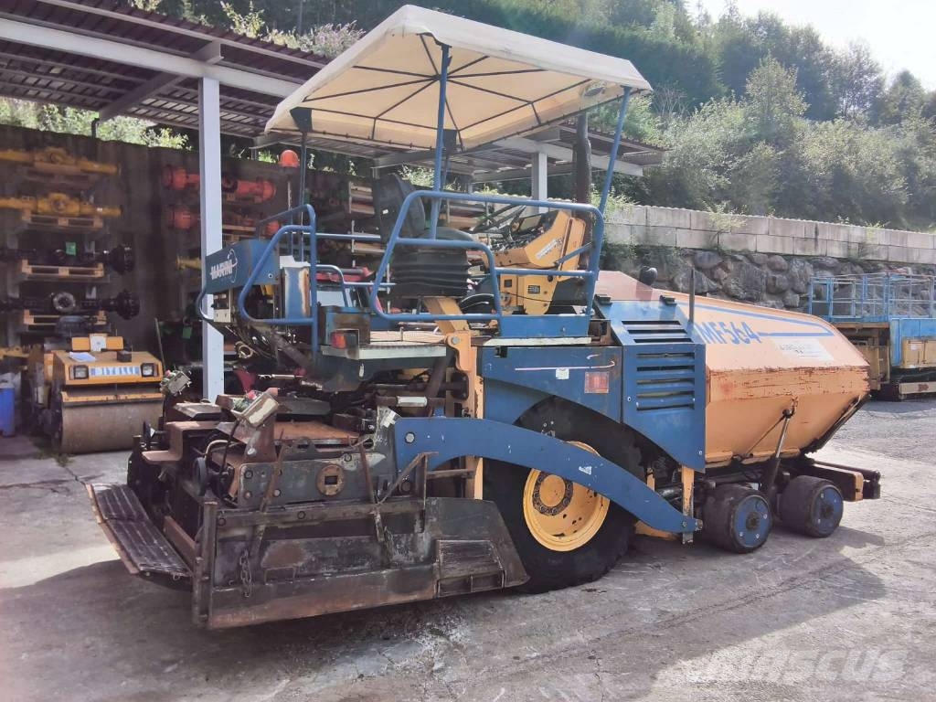 Marini MF 564 Strassenfertiger