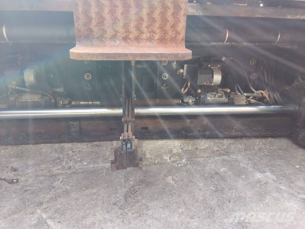 Marini MF 564 Strassenfertiger
