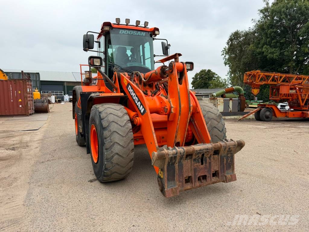 Doosan DL 300-5 Wheel loaders