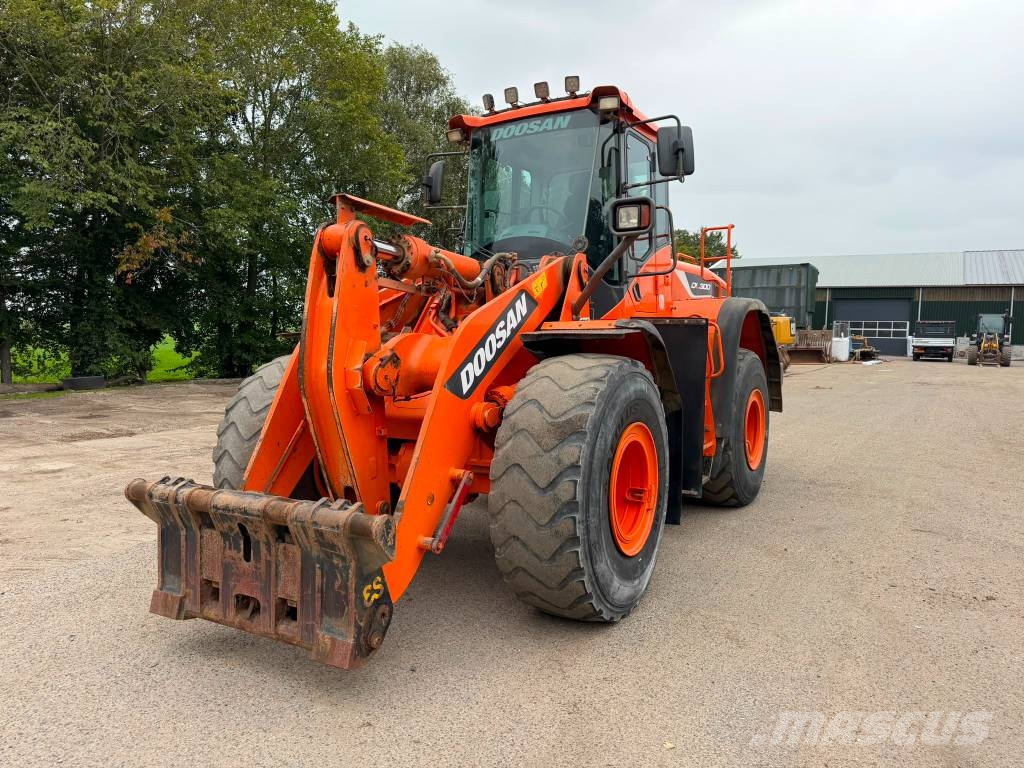 Doosan DL 300-5 Wheel loaders