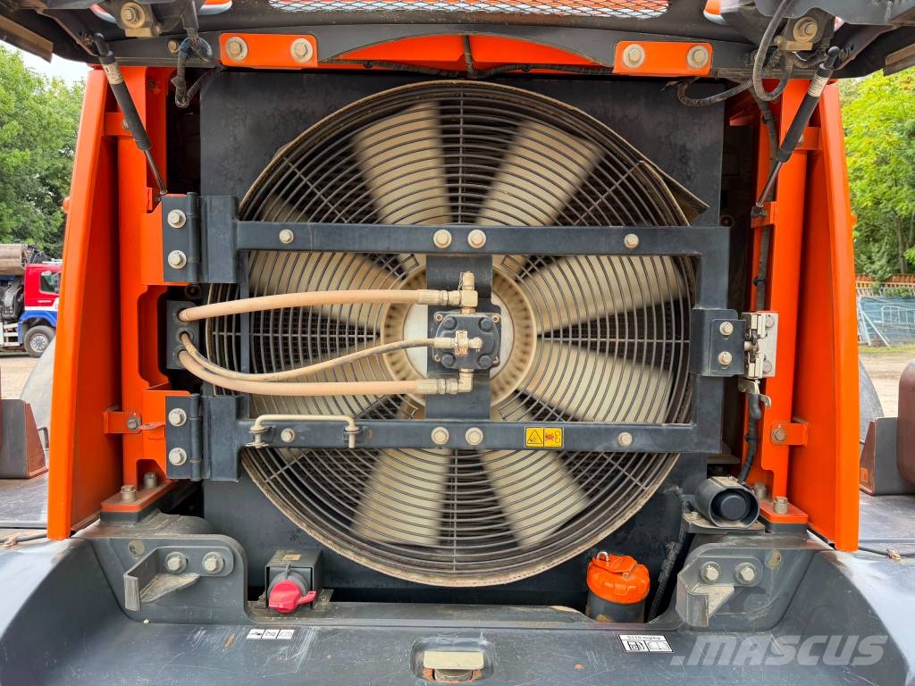 Doosan DL 300-5 Wheel loaders