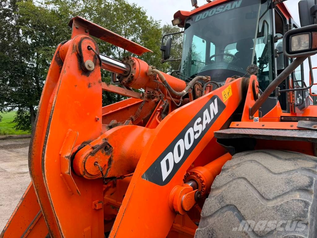 Doosan DL 300-5 Wheel loaders