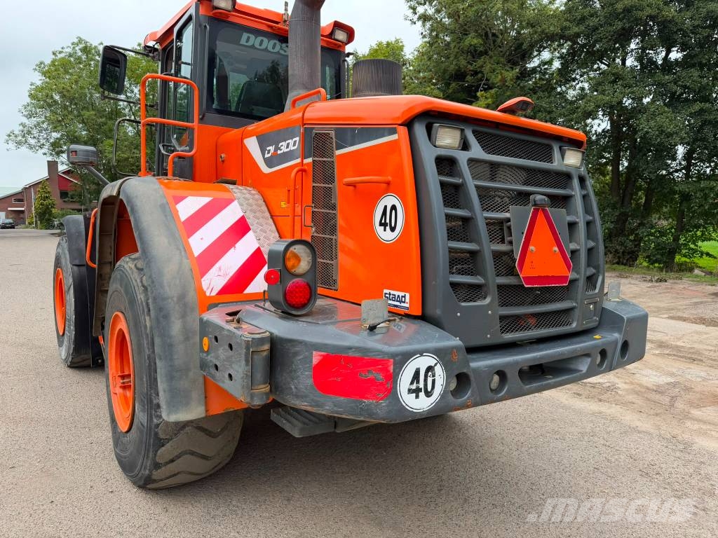 Doosan DL 300-5 Wheel loaders