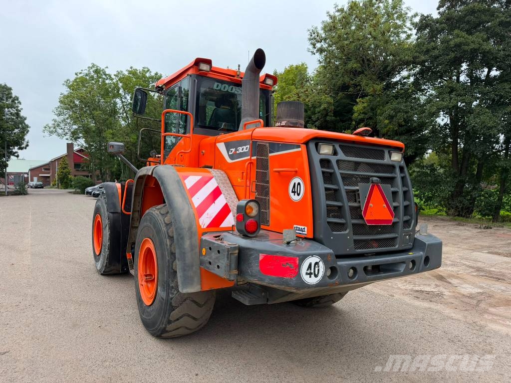 Doosan DL 300-5 Wheel loaders