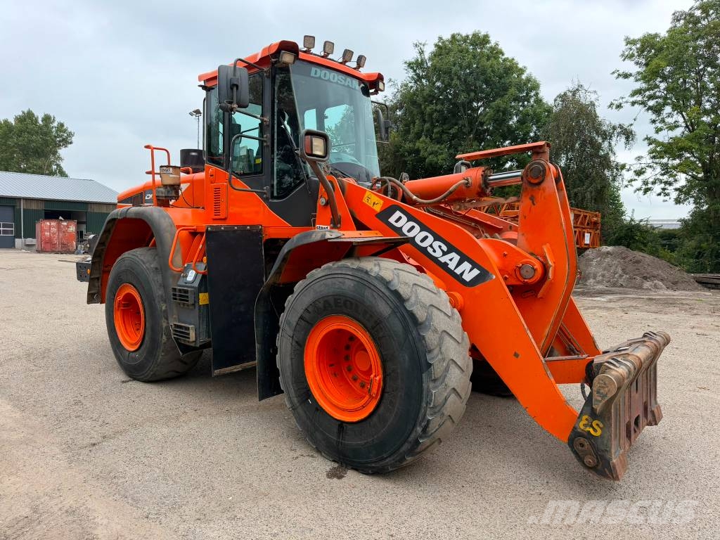 Doosan DL 300-5 Wheel loaders