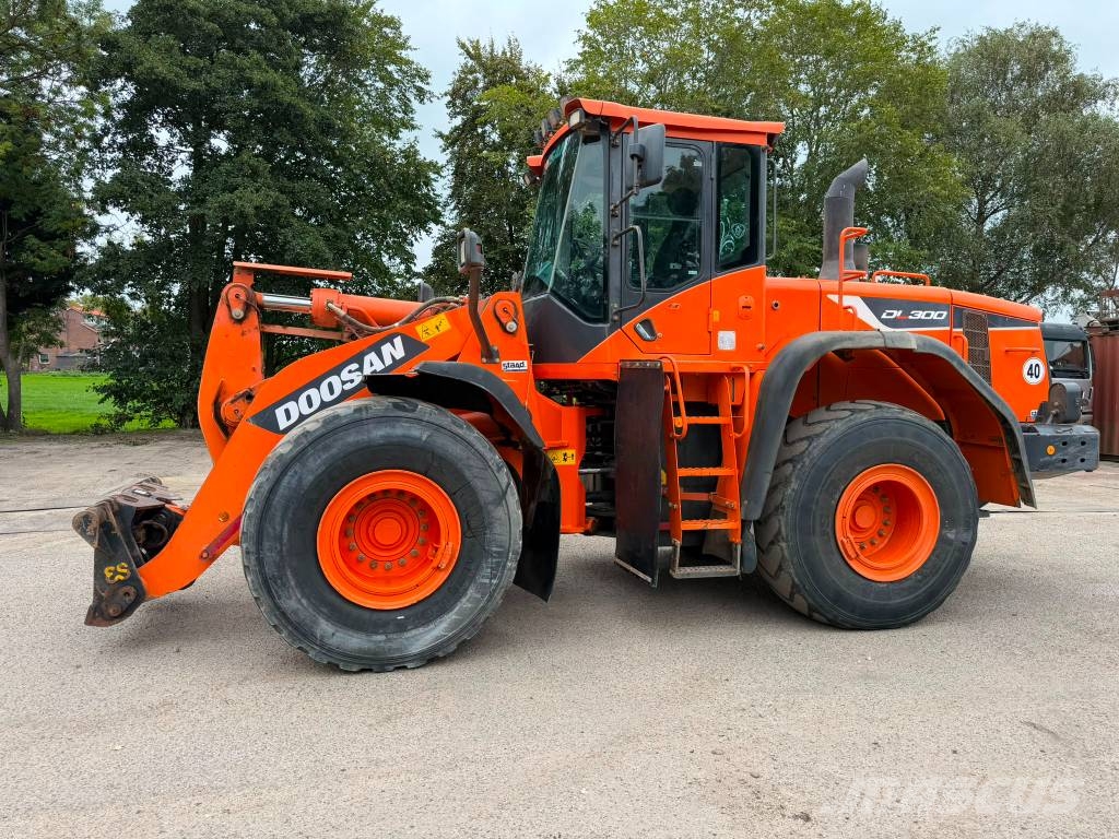 Doosan DL 300-5 Wheel loaders