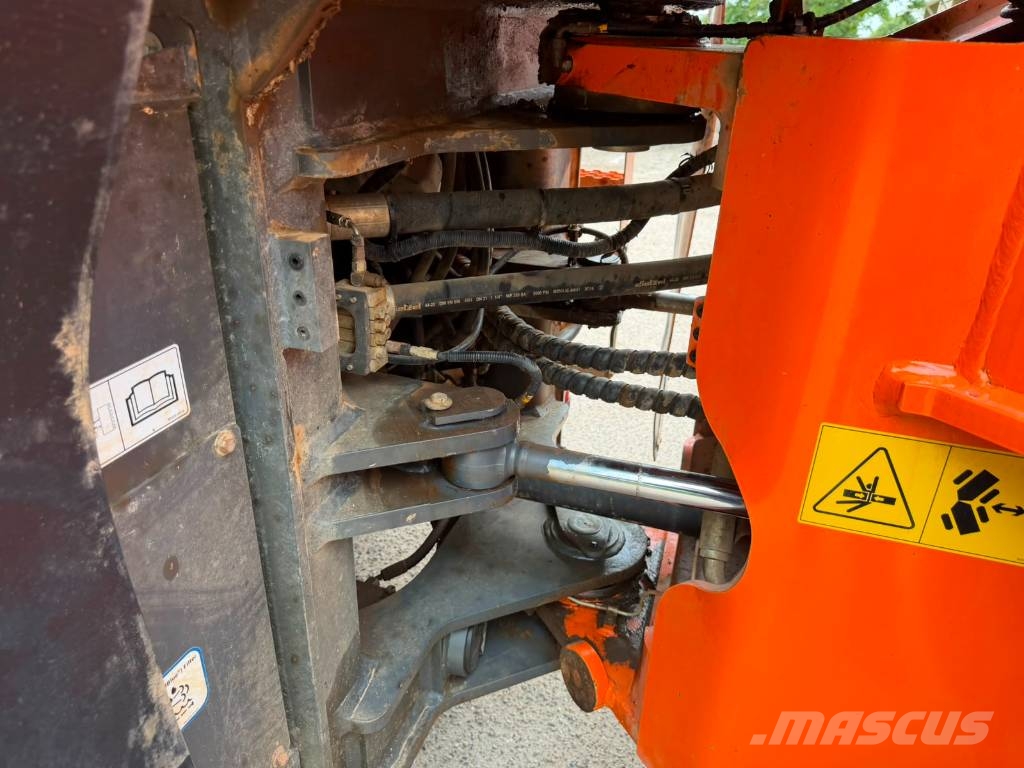 Doosan DL 300-5 Wheel loaders