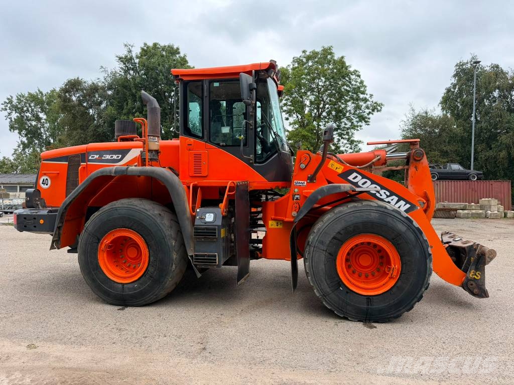 Doosan DL 300-5 Wheel loaders