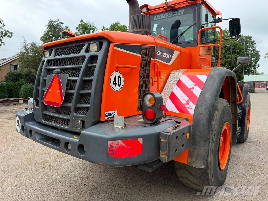 Doosan DL 300-5 Wheel loaders