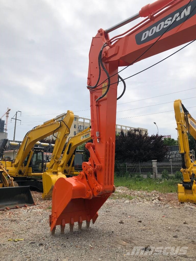 Doosan DH 210 W-7 Wielgraafmachines