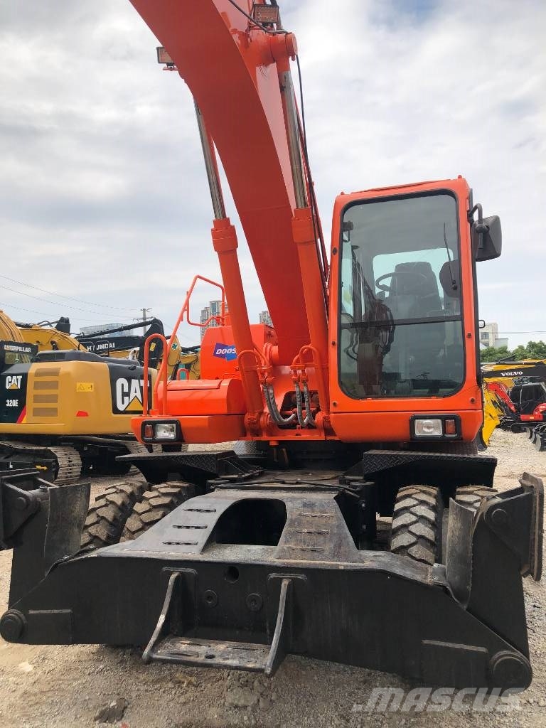 Doosan DH 210 W-7 Wielgraafmachines