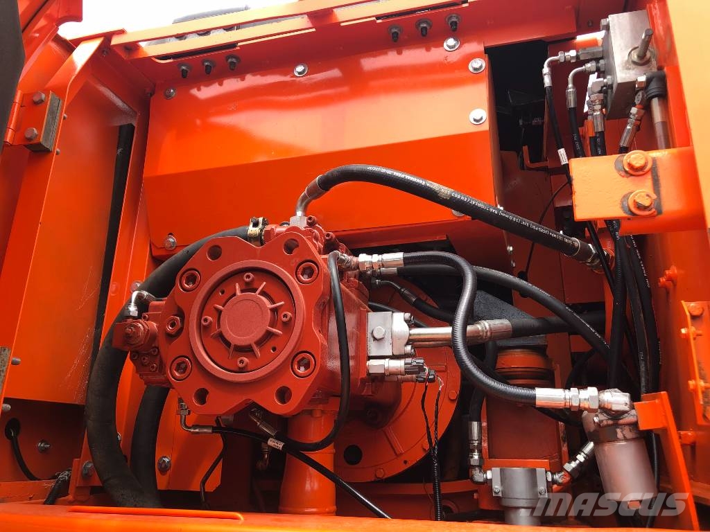 Doosan DH 210 W-7 Wielgraafmachines