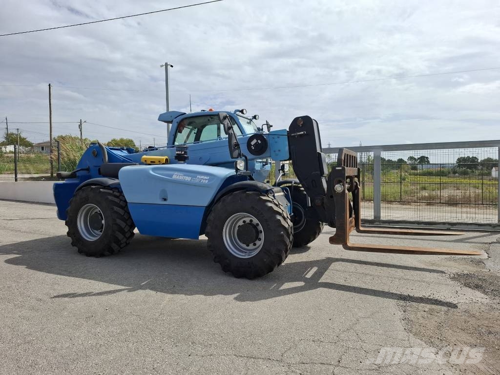 Manitou MHT 780 مناولات متداخلة
