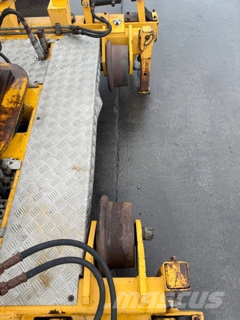 Liebherr AWI FCM TR2 Dual Rail Maintenance Grab Equipamento de Construção de Linha Férrea
