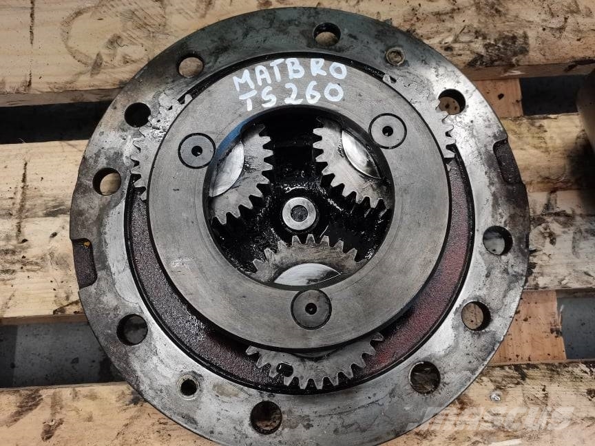 Matbro TS 260 satellite basket Transmissie