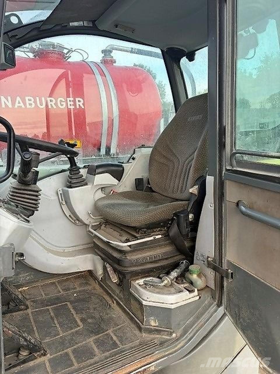 CLAAS Scorpion 7030 農業用テレハンドラー