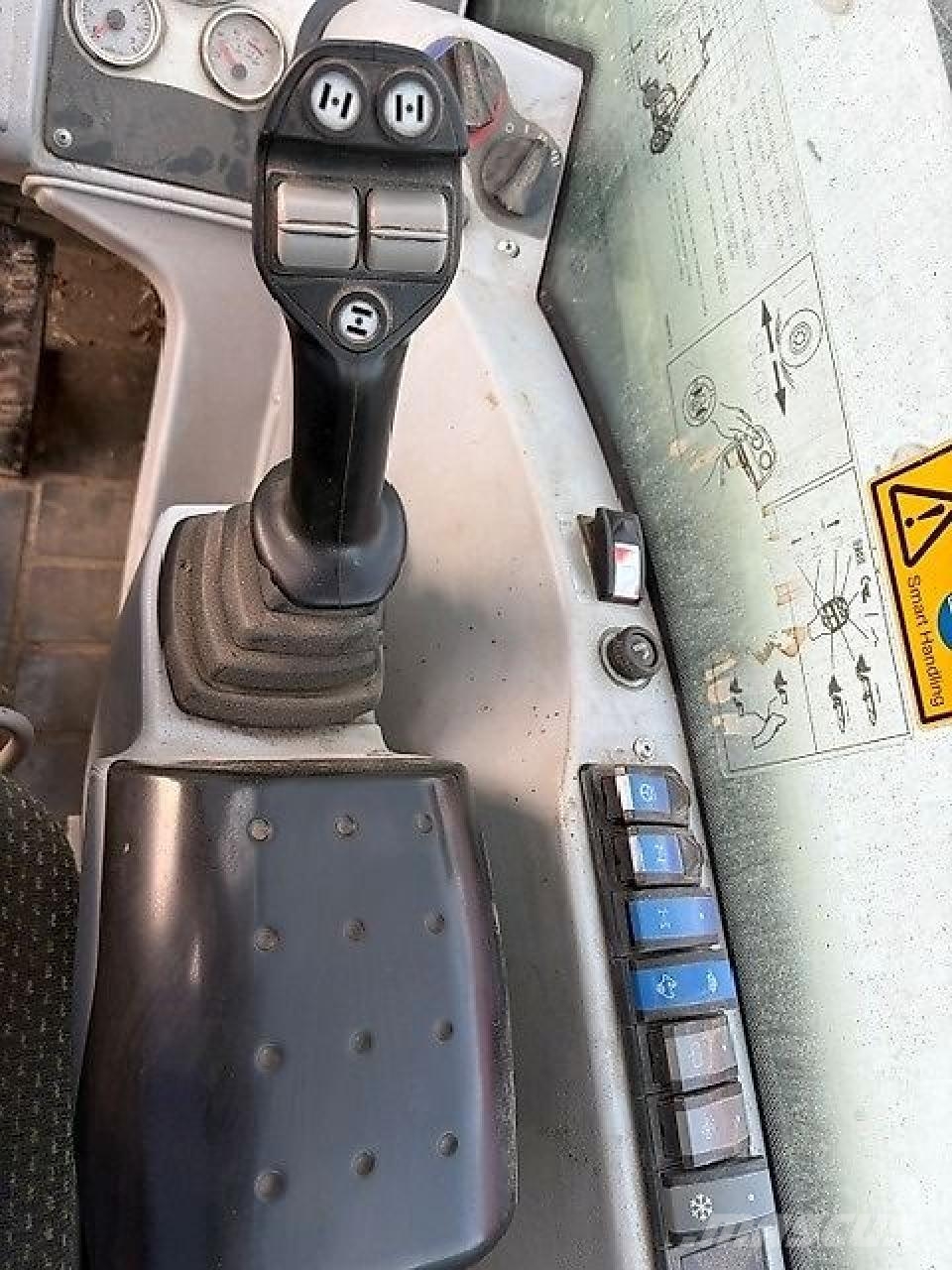 CLAAS Scorpion 7030 農業用テレハンドラー
