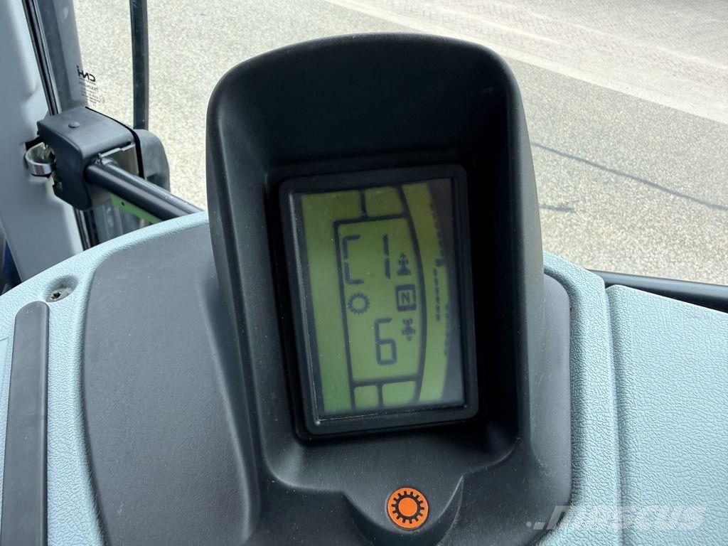 New Holland T7.165S Range Command Traktorji