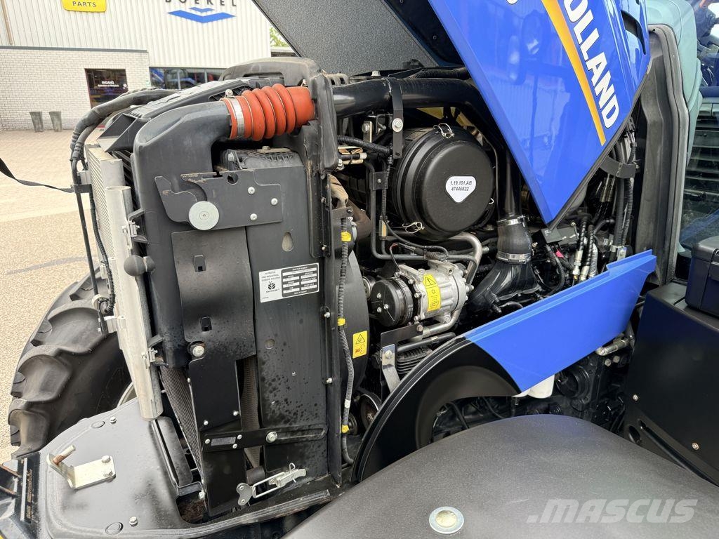 New Holland T7.165S Range Command Traktorji
