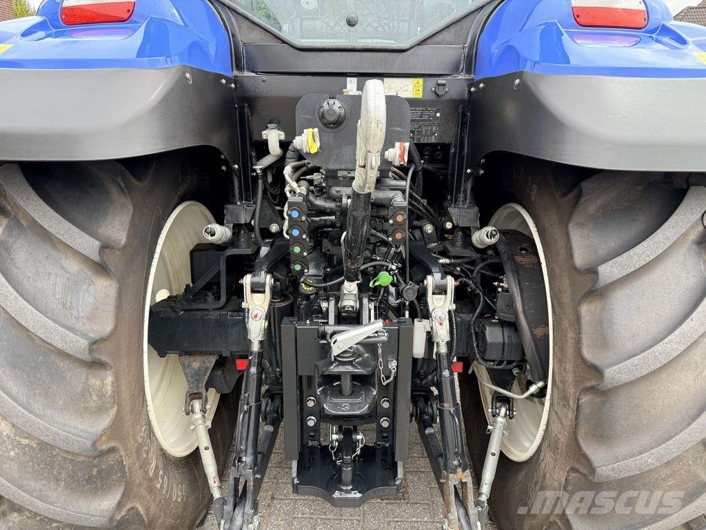 New Holland T7.165S Range Command Traktorji