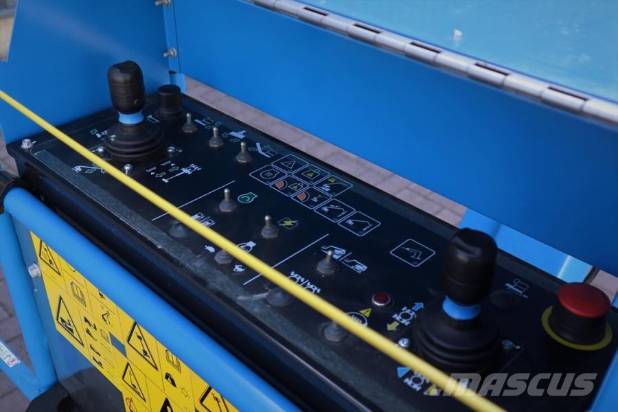Genie S45XC Trax Valid inspection, *Guarantee! Diesel, 4 Ανυψωτήρες με τηλεσκοπικό βραχίονα