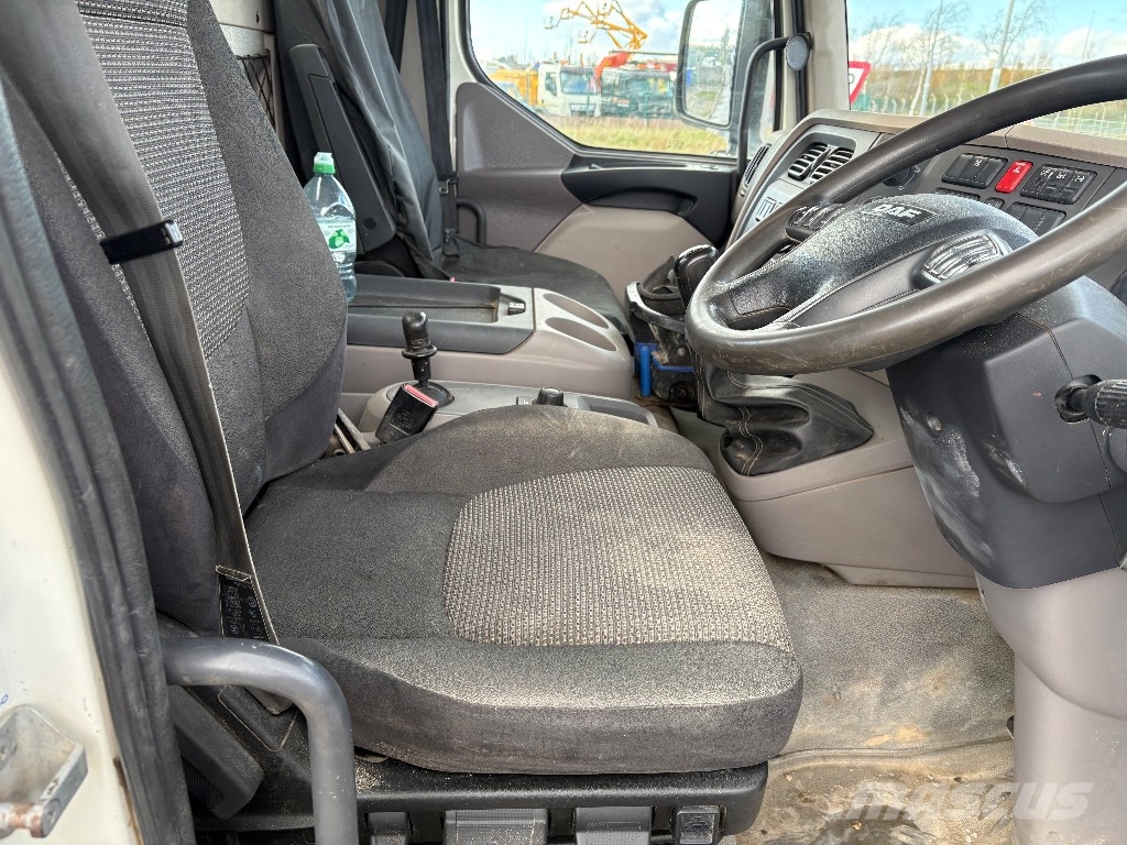 DAF LF 230 Camiones grúa