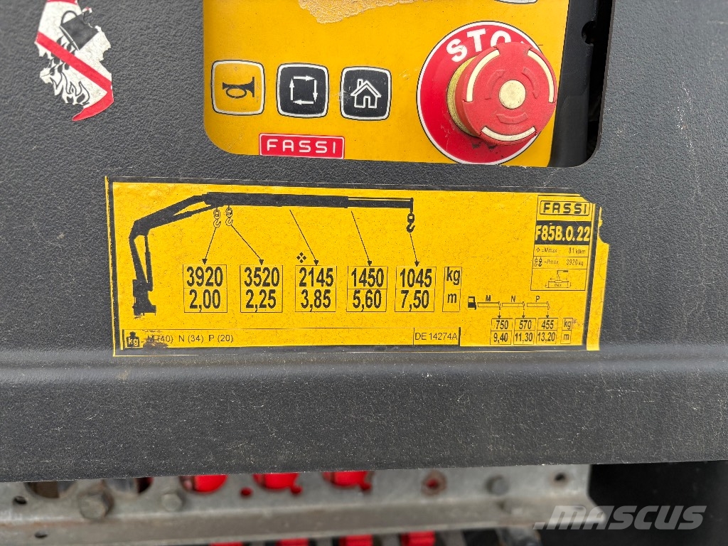 DAF LF 230 Camiones grúa