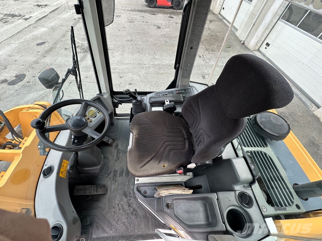 Liebherr L 507 Stereo Hjullastere