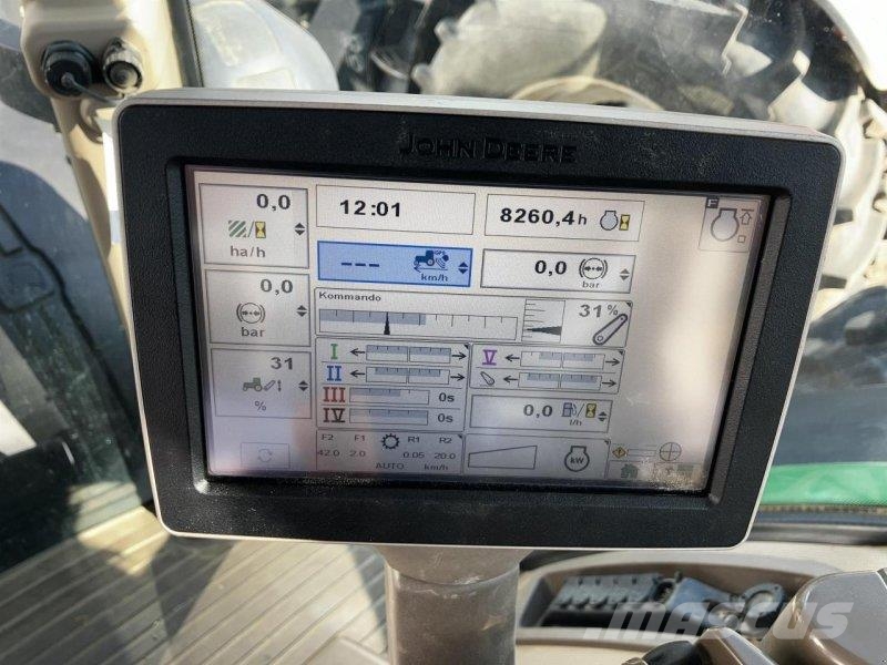 John Deere 8285R Traktori